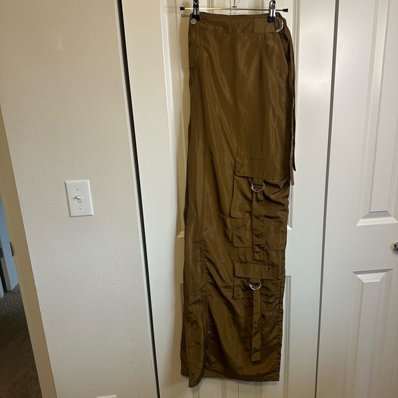 Nasty Gal Brown Wide Leg Cargo Pants - Picture 1 of 10